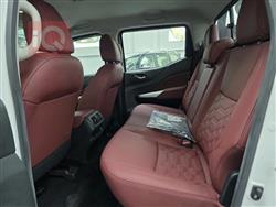 نيسان نافارا